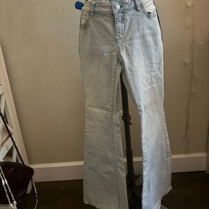 Pacsun Low Rise Flare Jeans - Size 25 - Never Worn